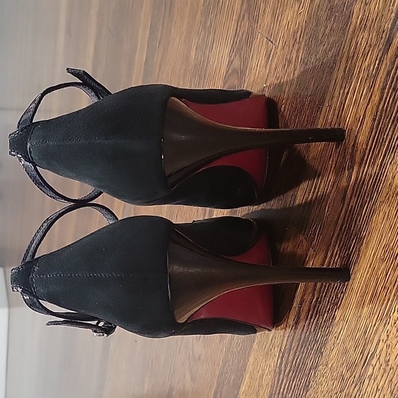 Bebe Heels - Picture 4 of 6